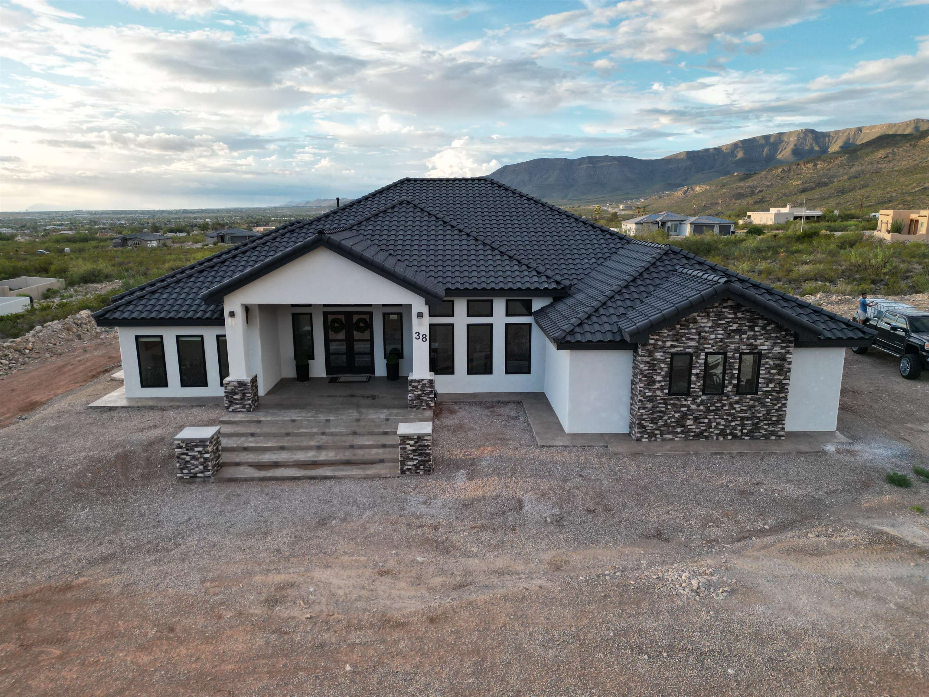 Property Photo:  38 Pueblo Del Sol  NM 88310 