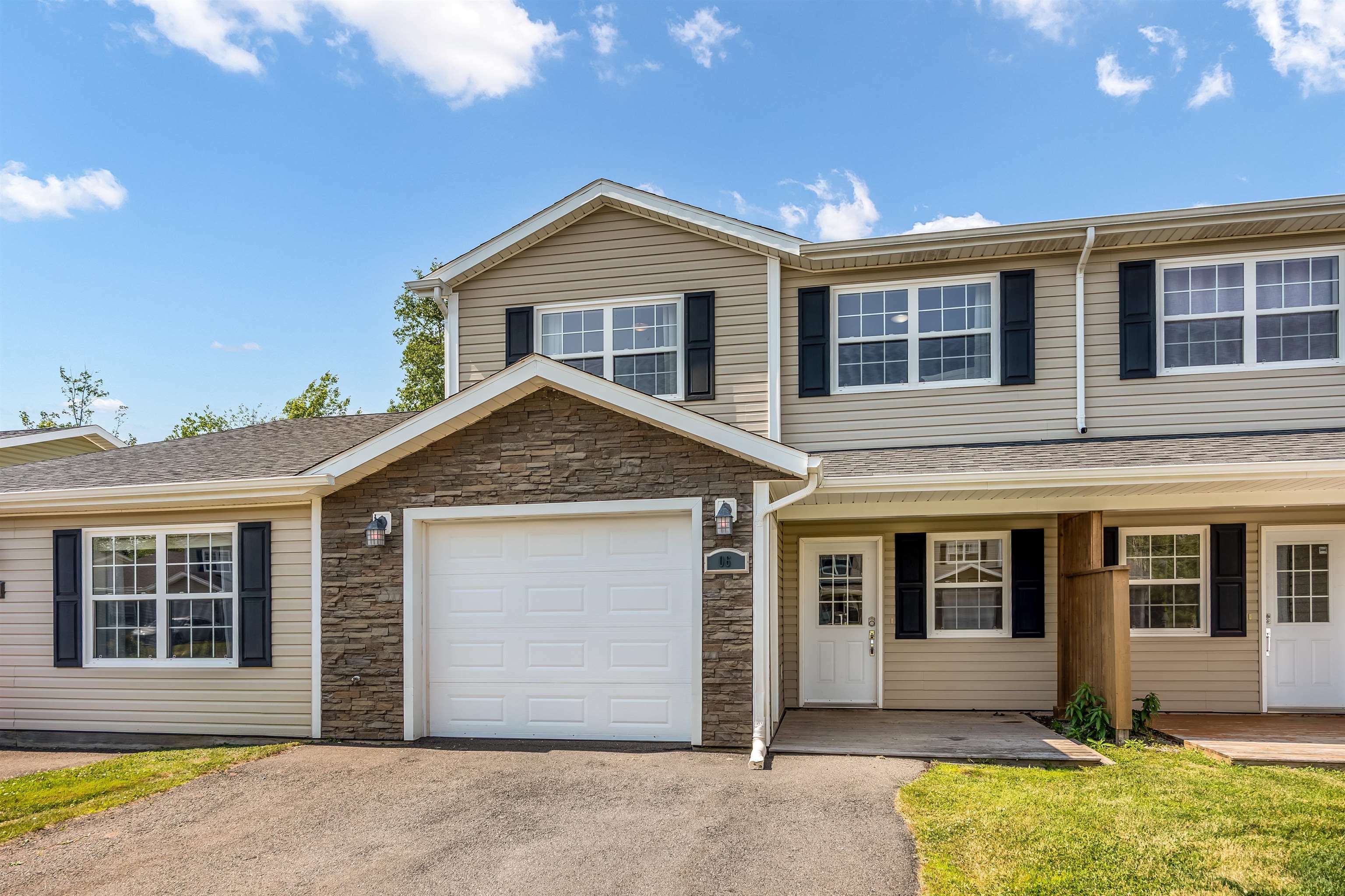 Property Photo: 6 Autumn Lane PE C1B 2R6