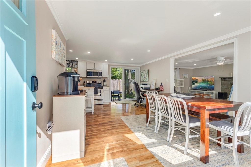 Property Photo:  42 Edgewater Dr W  MA 02536 