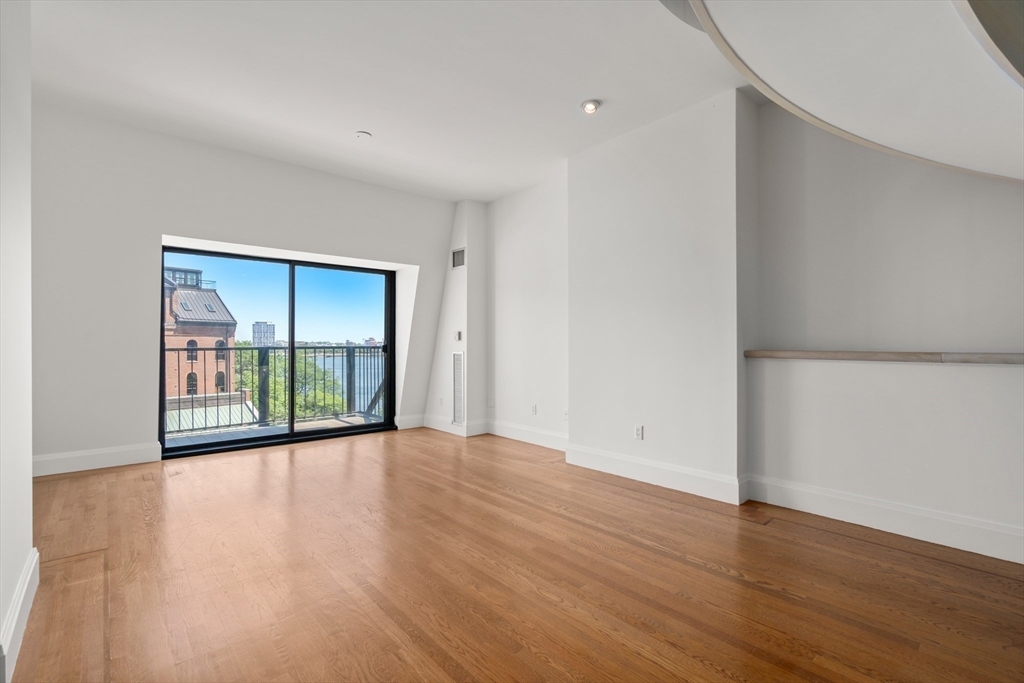 Property Photo: 28 Atlantic Ave 527-627 MA 02110