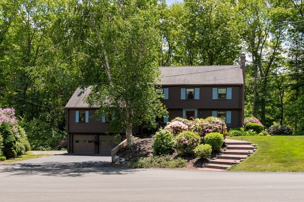Property Photo: 5 Cape Cod Ln MA 02043