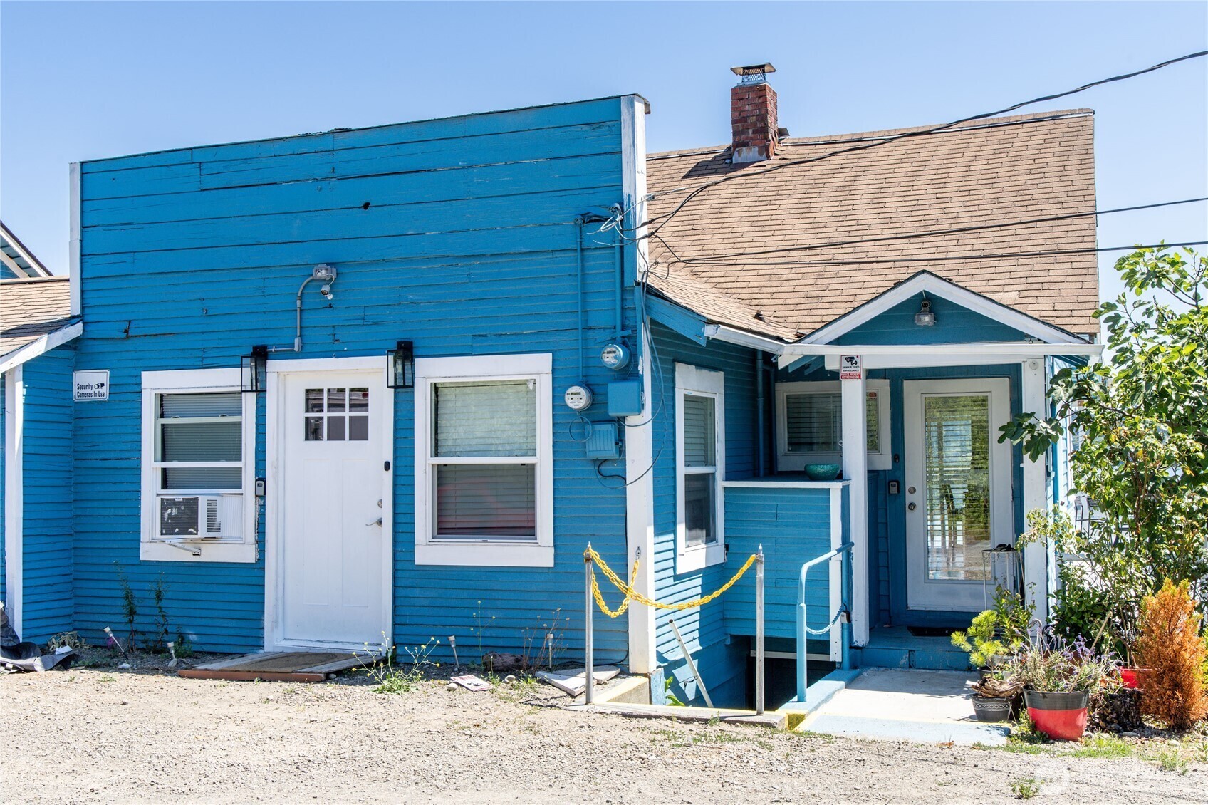 Property Photo: 8194 Silverdale Way NW WA 98383