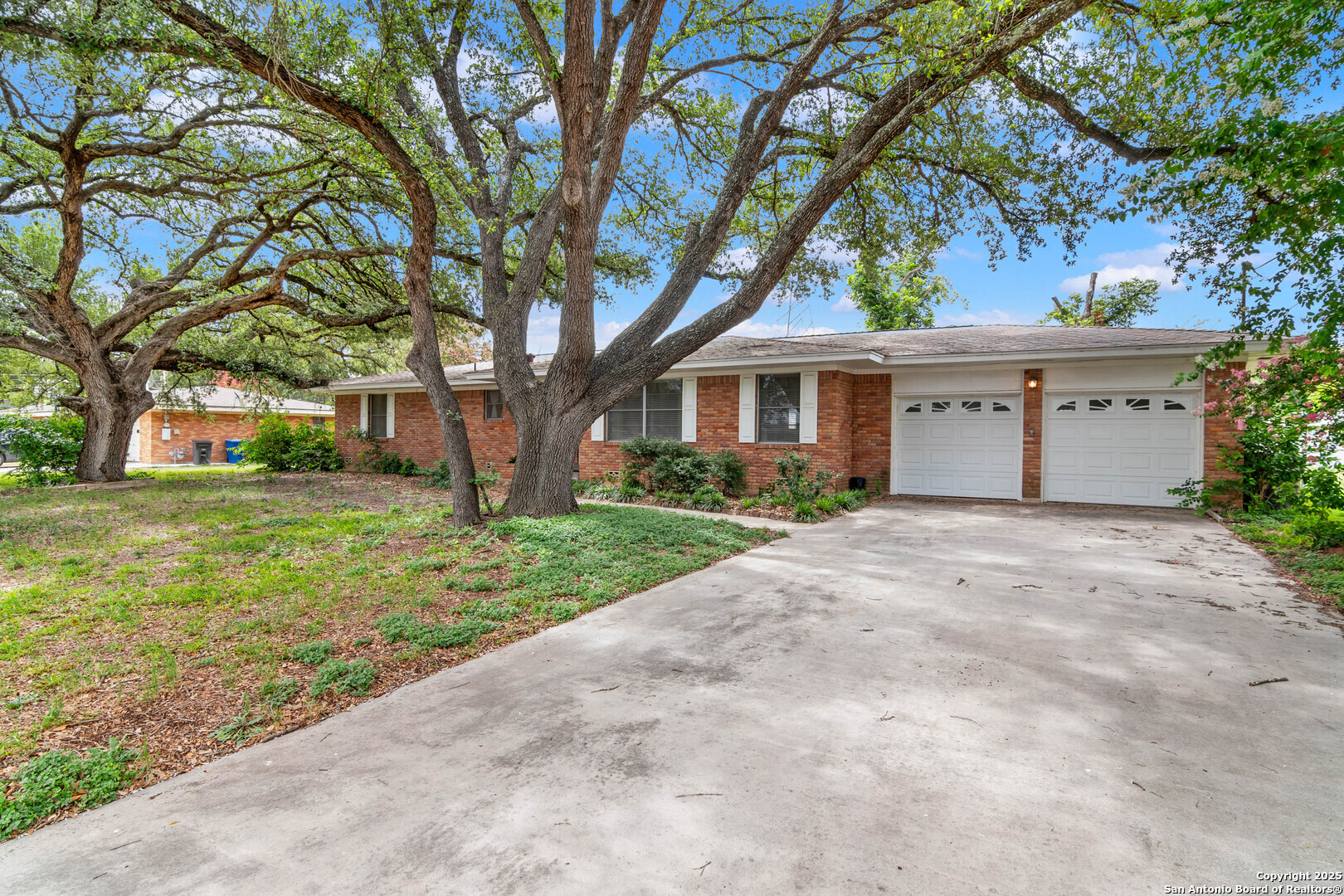 Property Photo: 4706 Debbie Drive TX 78222