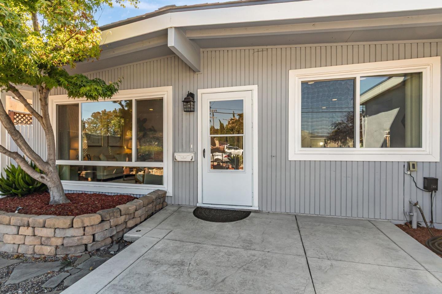 Property Photo:  749 Borregas Avenue  CA 94085 