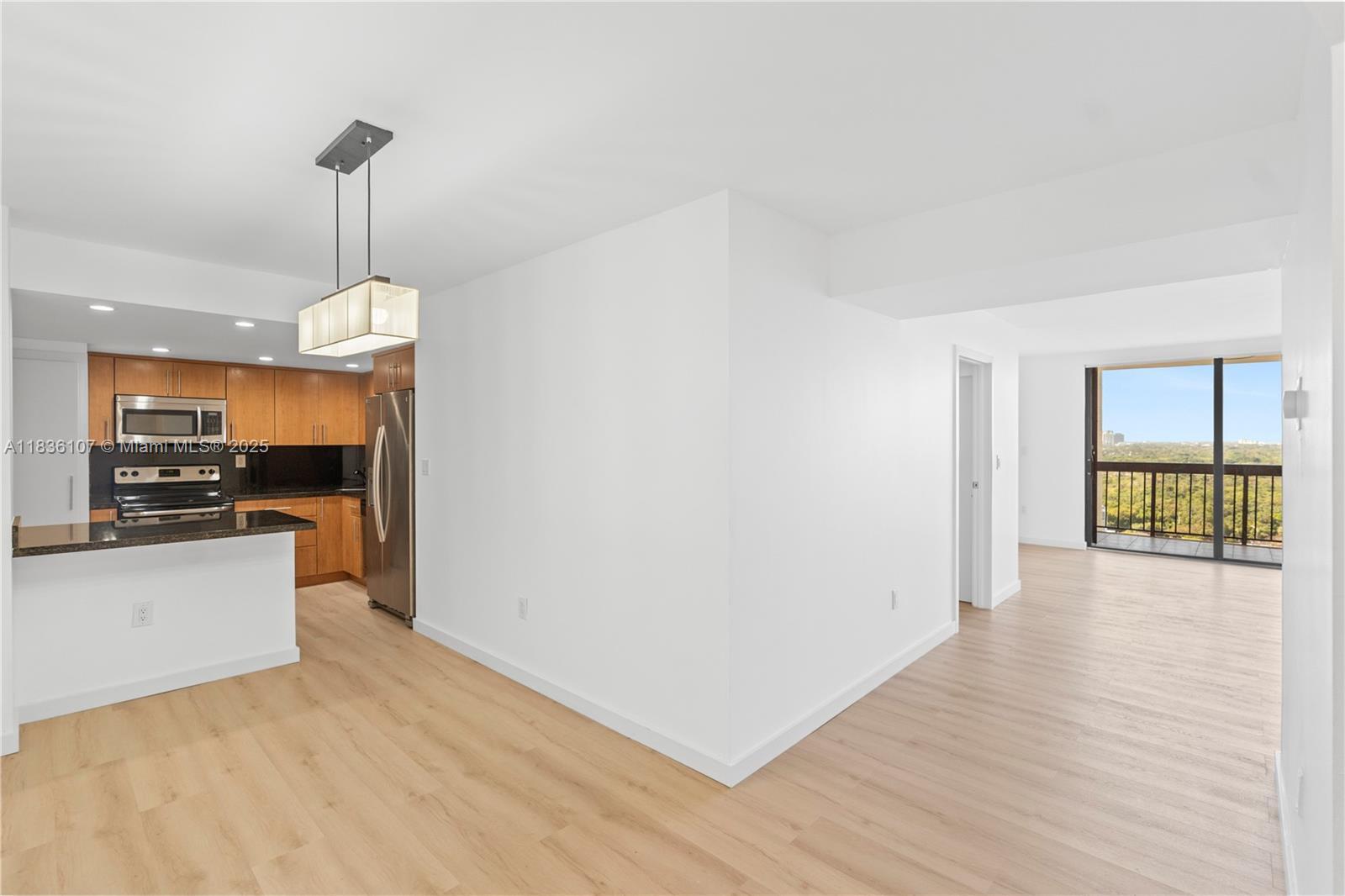 Property Photo: 2333 Brickell Ave 1908 FL 33129