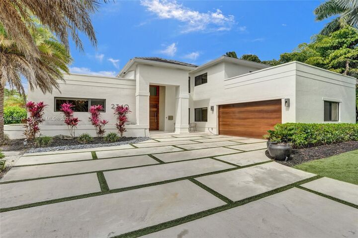 Property Photo:  2340 Aqua Vista Blvd  FL 33301 