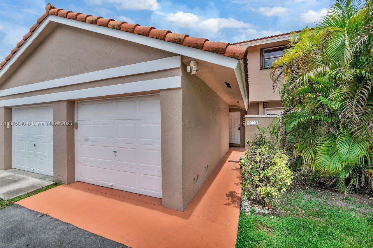 Property Photo:  9023 SW 113 Pl Cr W 0  FL 33176 