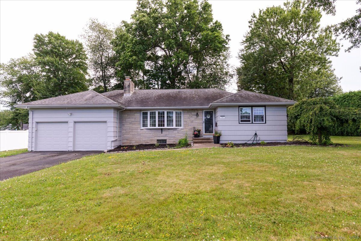 Property Photo: 161 Dale Road CT 06109
