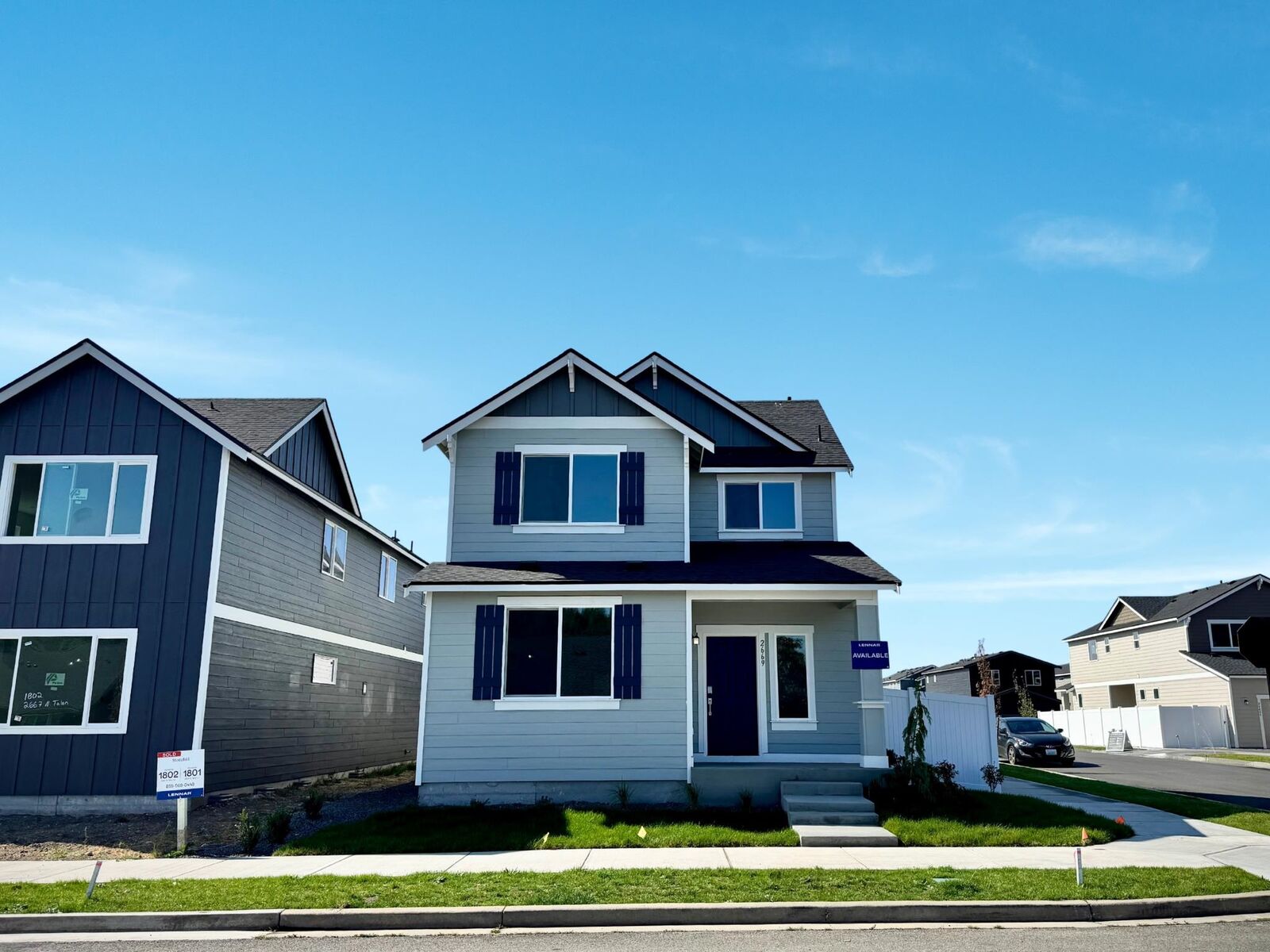 Property Photo:  2725 N Talon Ln  WA 99019 