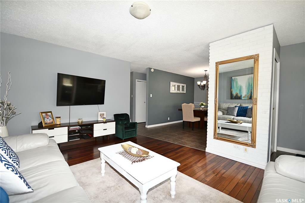 Photo de la propriété:  1438 2nd Street E  SK S6V 0H5 