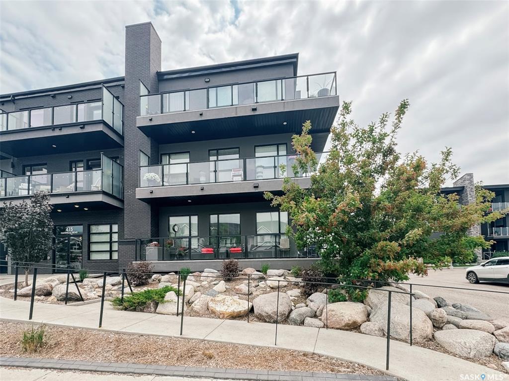 Property Photo: 415 Maningas Bend 213 SK S7W 0T6