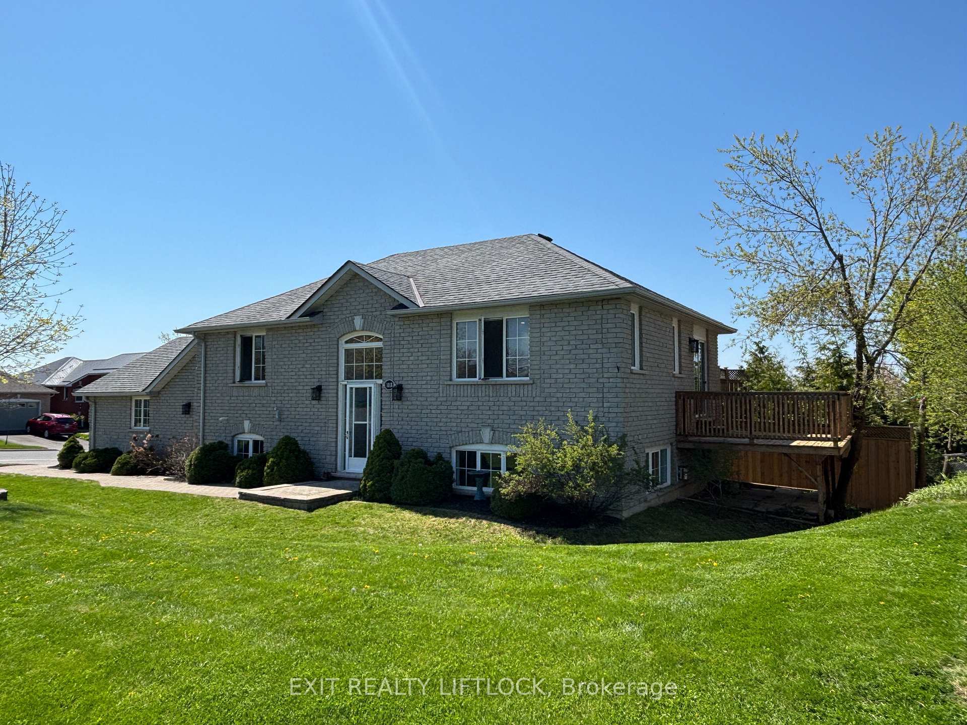Property Photo: 1018 Baker Street ON K9H 7P8