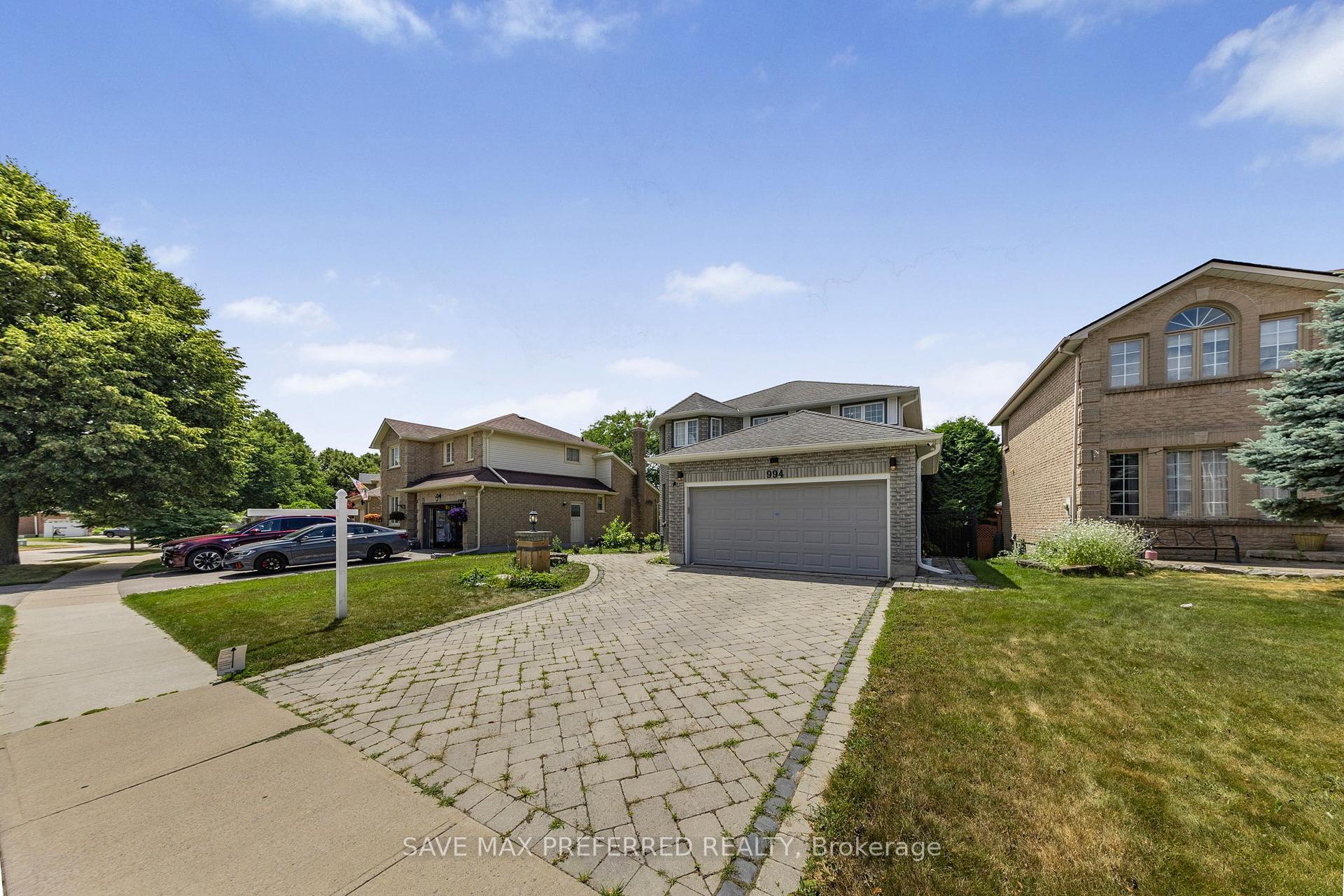 Property Photo: 994 Copperfield Drive ON L1K 1S4
