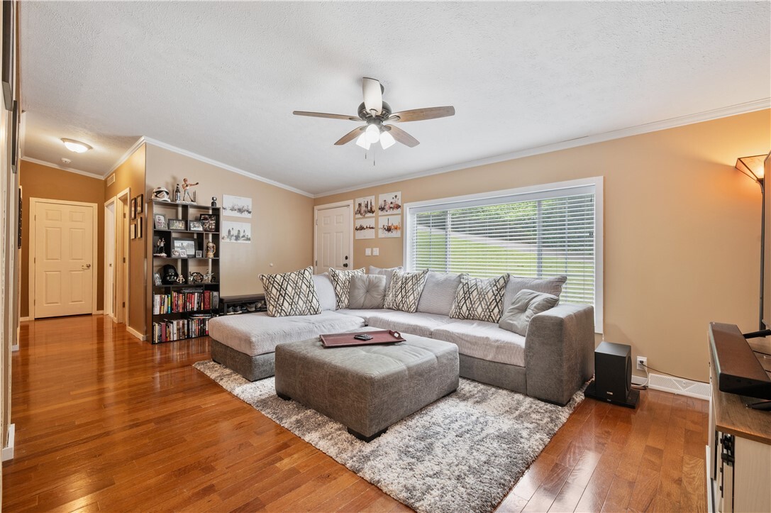 Property Photo: 405 Hiland Valley Drive PA 15229
