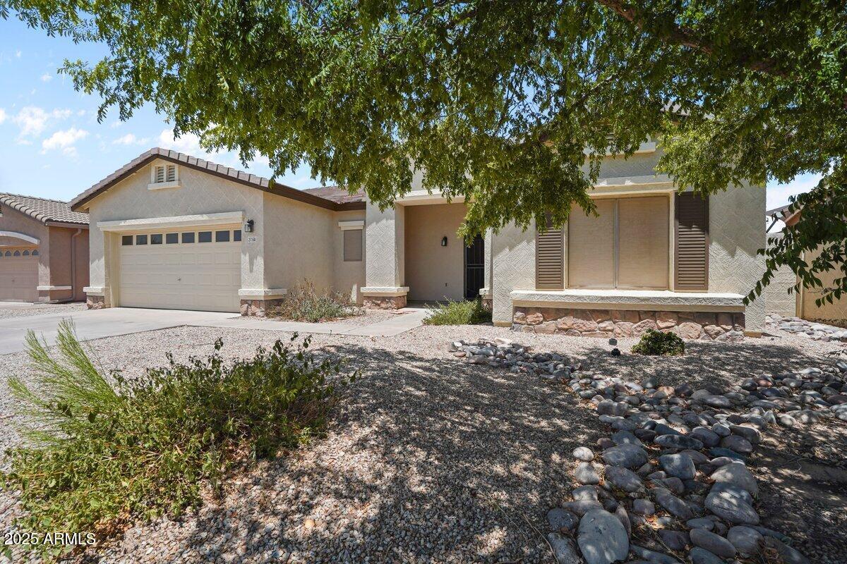 Property Photo: 21168 E Saddle Way AZ 85142