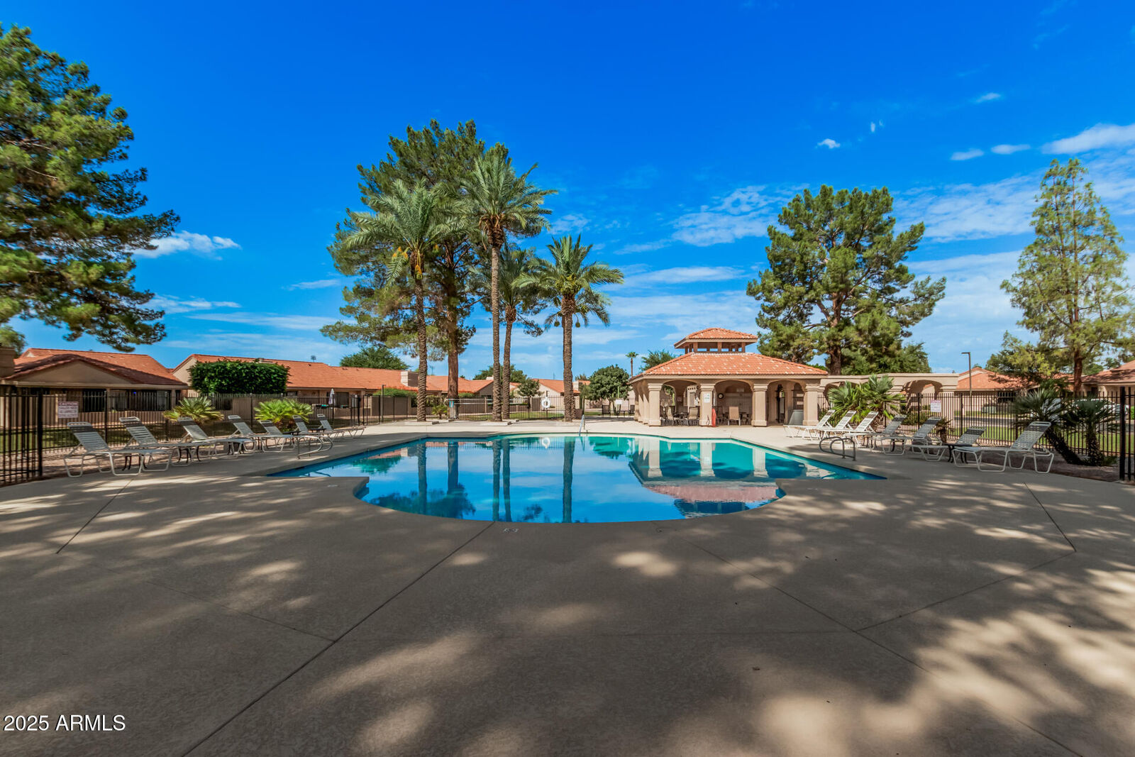 Property Photo:  945 N Pasadena -- 1  AZ 85201 