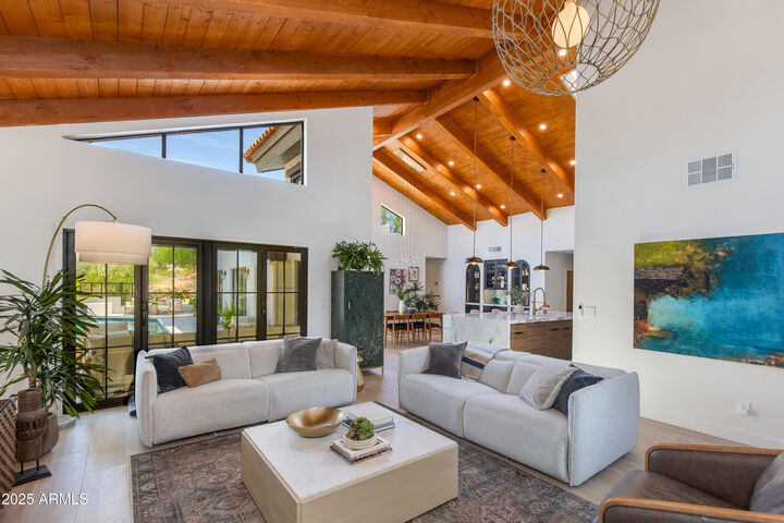 Property Photo: 6191 N 29th Place AZ 85016