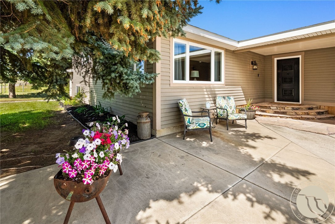 Property Photo: 9906 US Highway 212 MT 59041