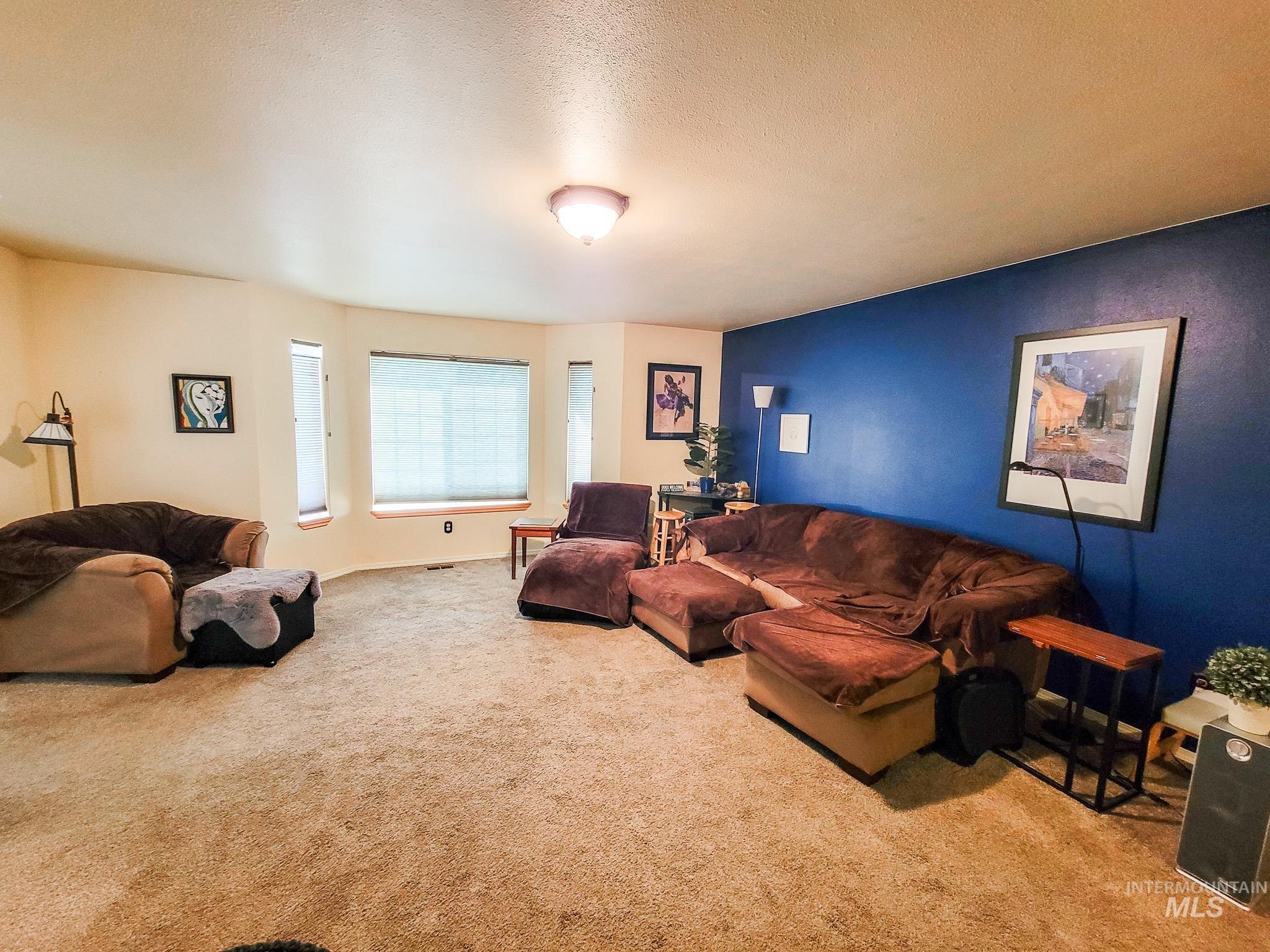 Property Photo: 2381 17th St WA 99403
