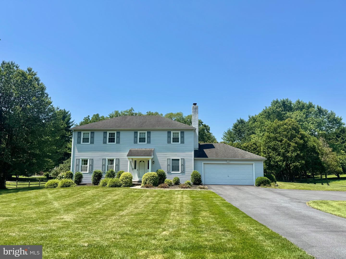 Property Photo: 606 Londonderry Drive PA 19382