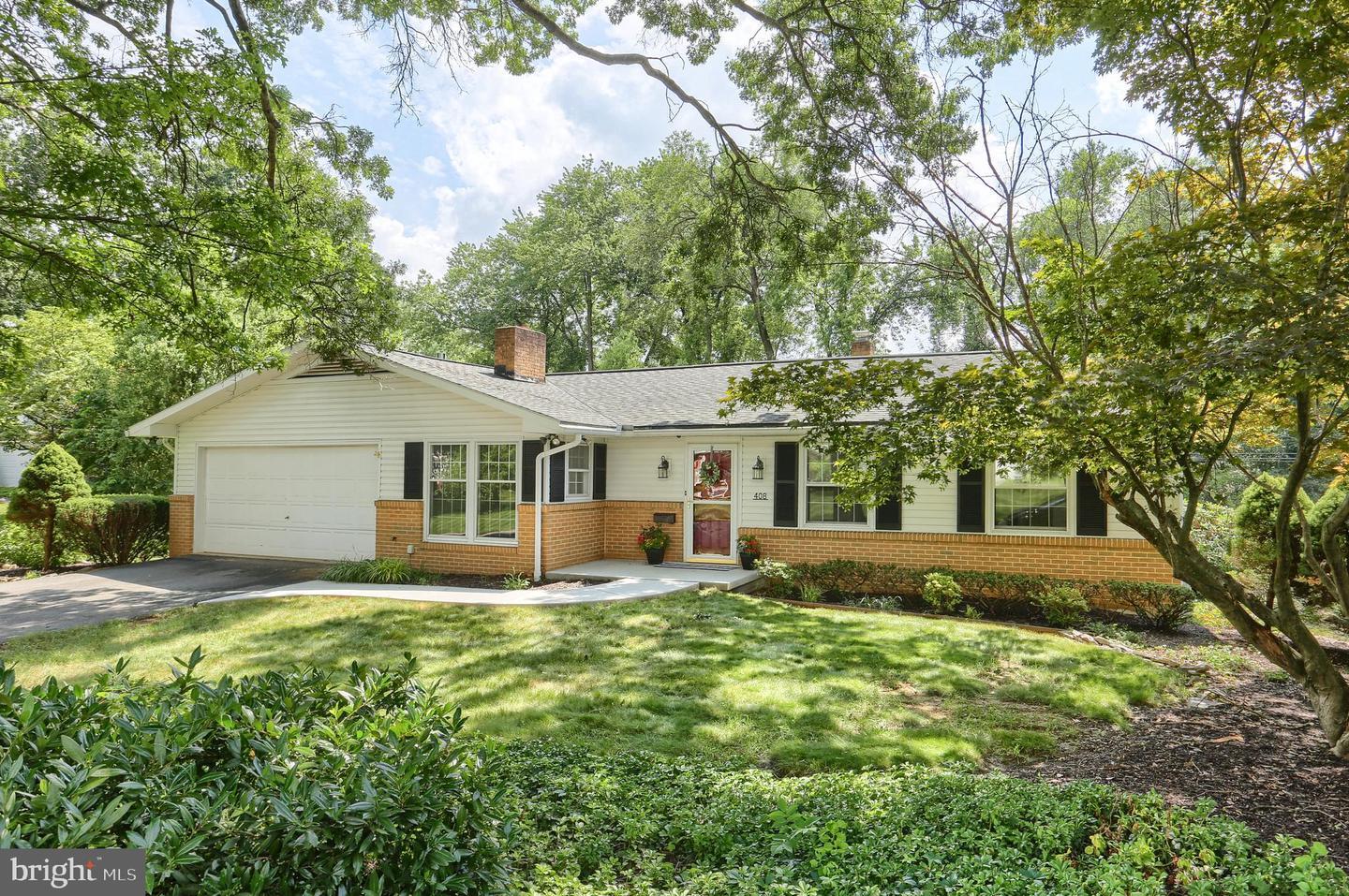 Property Photo:  408 Candlewyck Road  PA 17011 
