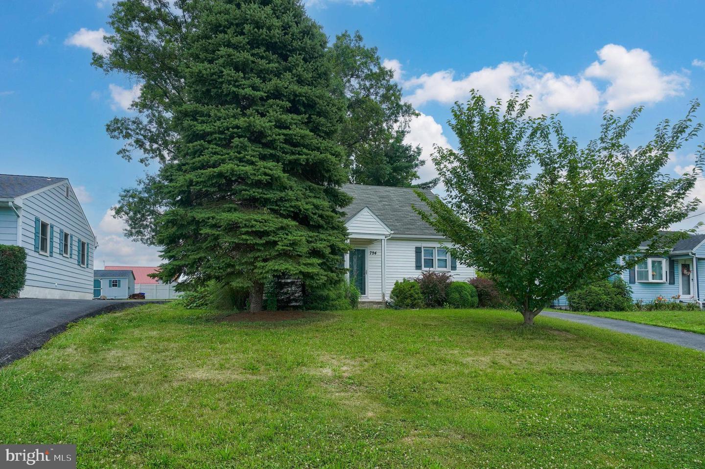 Property Photo: 794 Lancaster Avenue PA 17025
