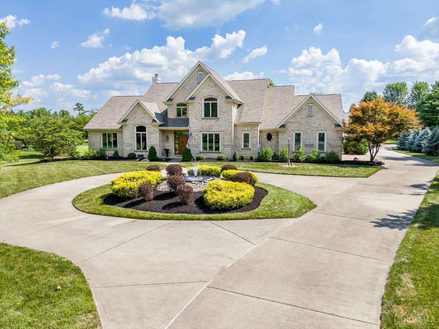 8069 Green Lake Drive  Liberty Twp OH 45044 photo