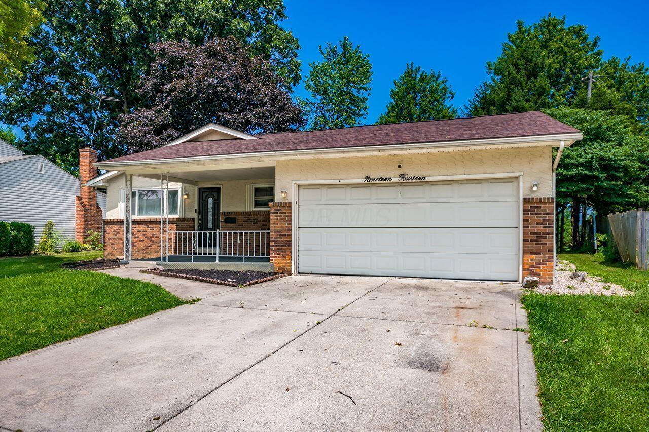 Property Photo: 1914 Walden Drive OH 43229