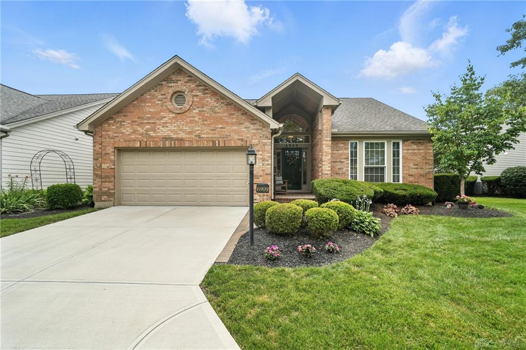 Property Photo: 6909 Wembley Circle OH 45459