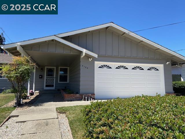 Property Photo: 7182 Burton St CA 94568