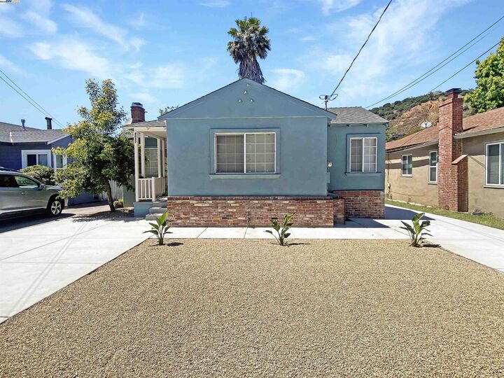 Property Photo:  4033 Edwards Ave  CA 94605 