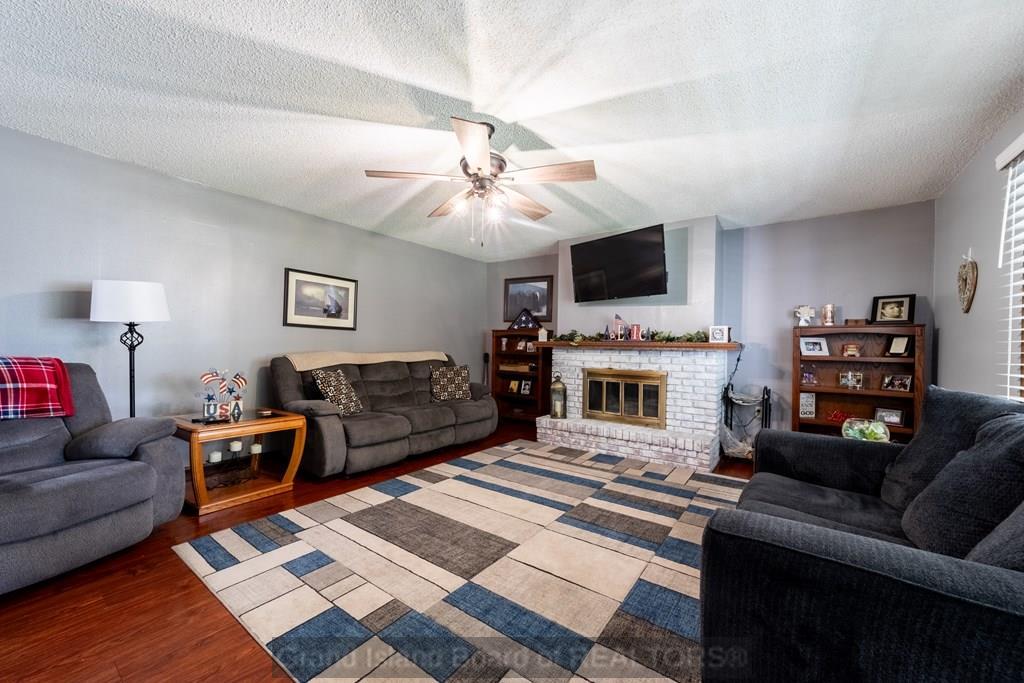 Property Photo: 2515 Pioneer Blvd NE 68801