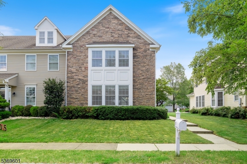 5 Horseshoe Pl  Chesterfield Twp. NJ 08515 photo