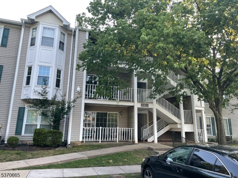 38 Brighton Way  North Brunswick Twp. NJ 08902 photo