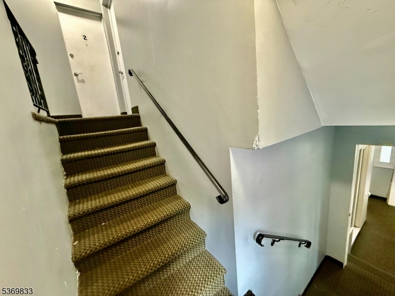 Property Photo: 416 Chestnut St 2 NJ 07204