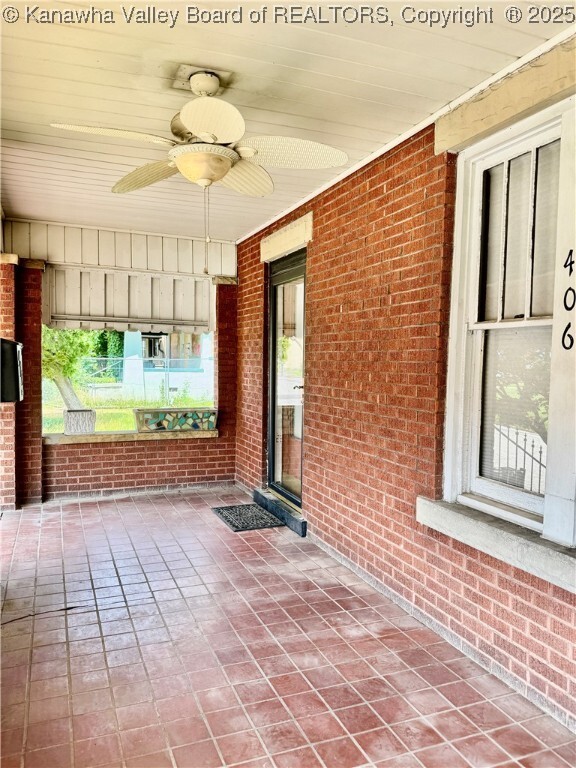 Property Photo: 406 Elm Street WV 25302