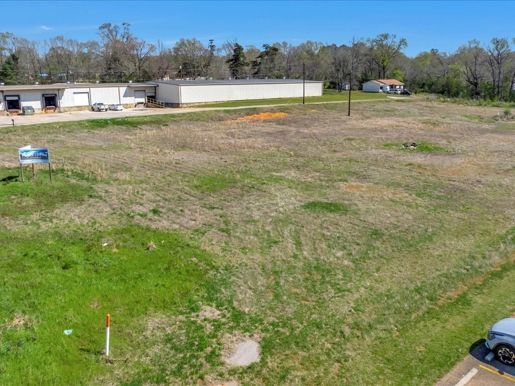 Property Photo:  1303 University Drive  TX 75961 