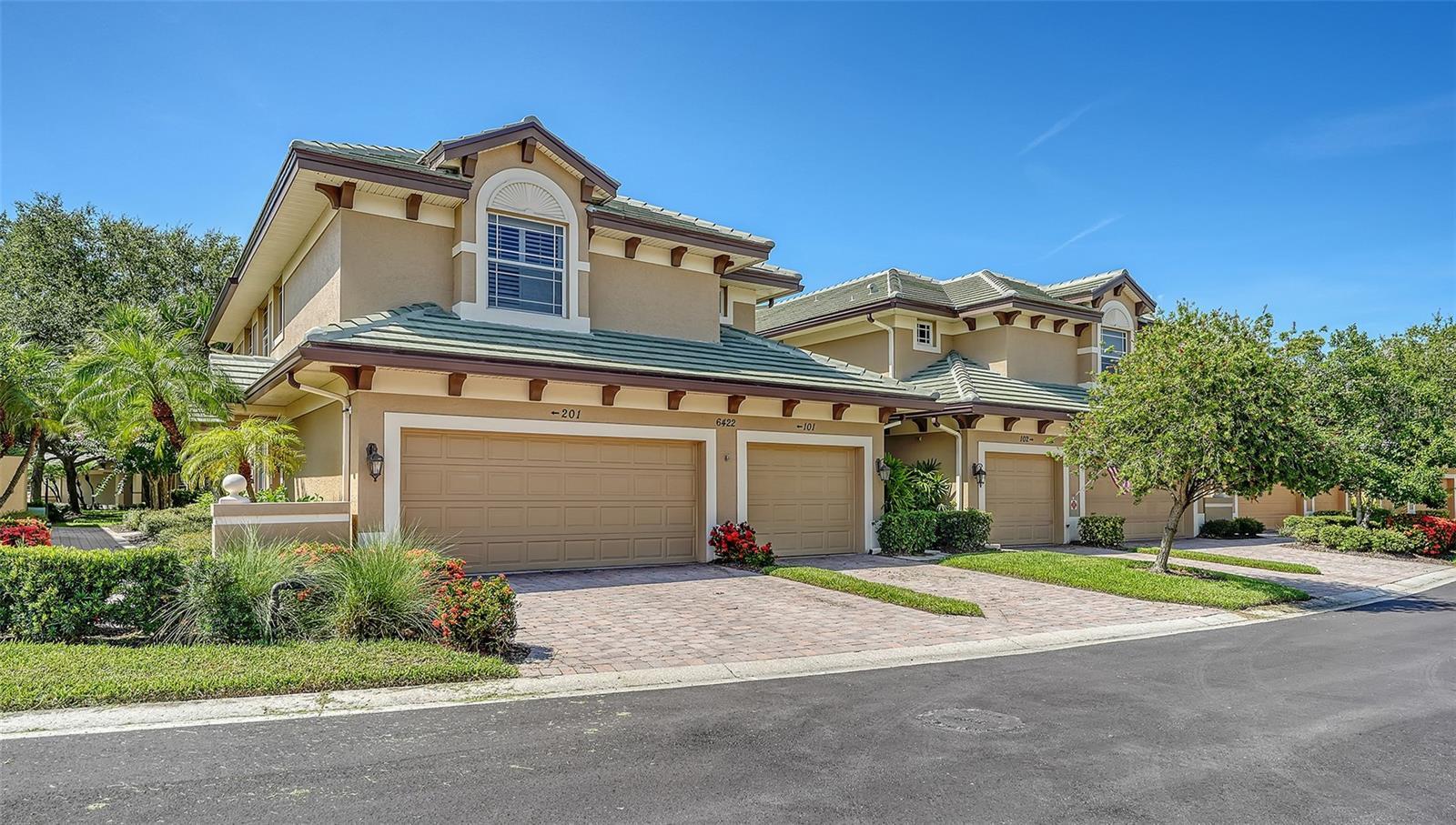 Property Photo: 6422 Moorings Point Circle 101 FL 34202