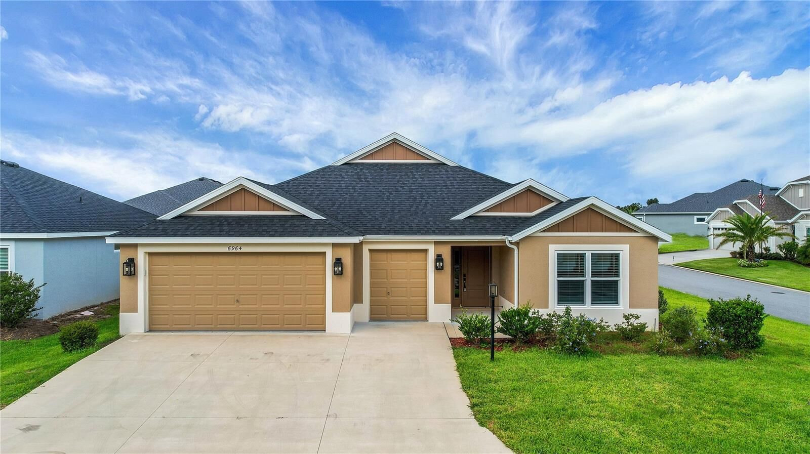 Property Photo: 6964 Sugar Creek Path FL 34762