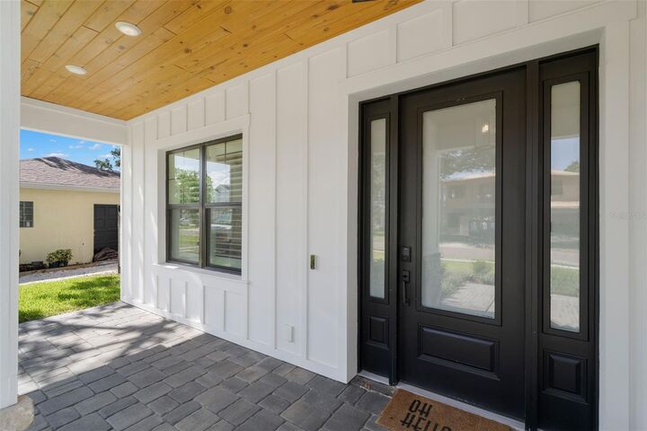 Property Photo:  4114 W Neptune Street  FL 33629