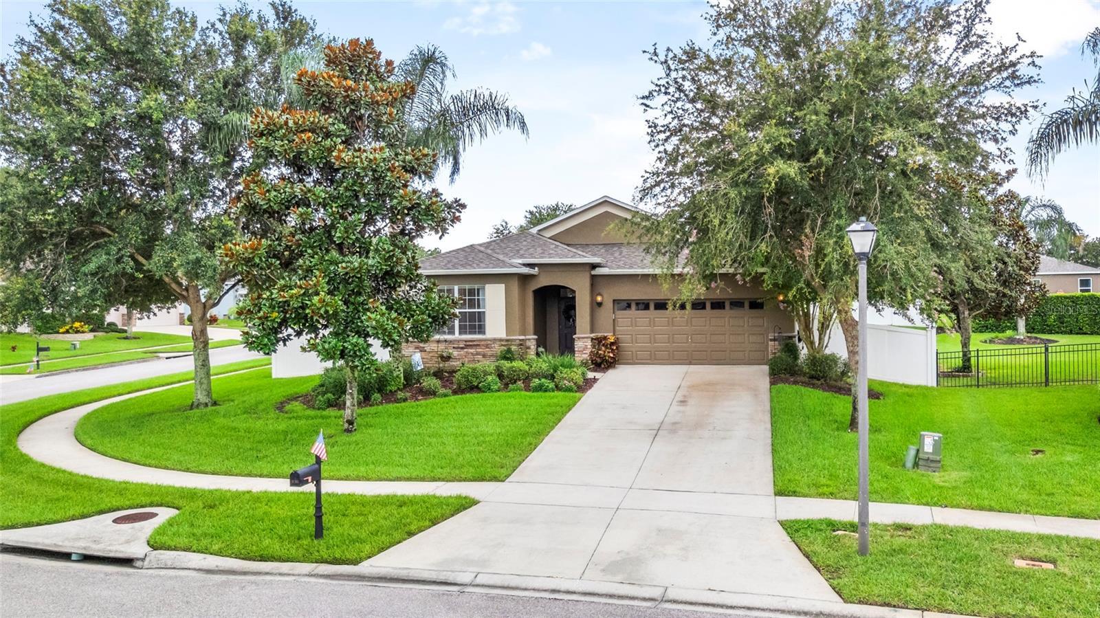 Property Photo: 5723 Tarleton Way FL 32757