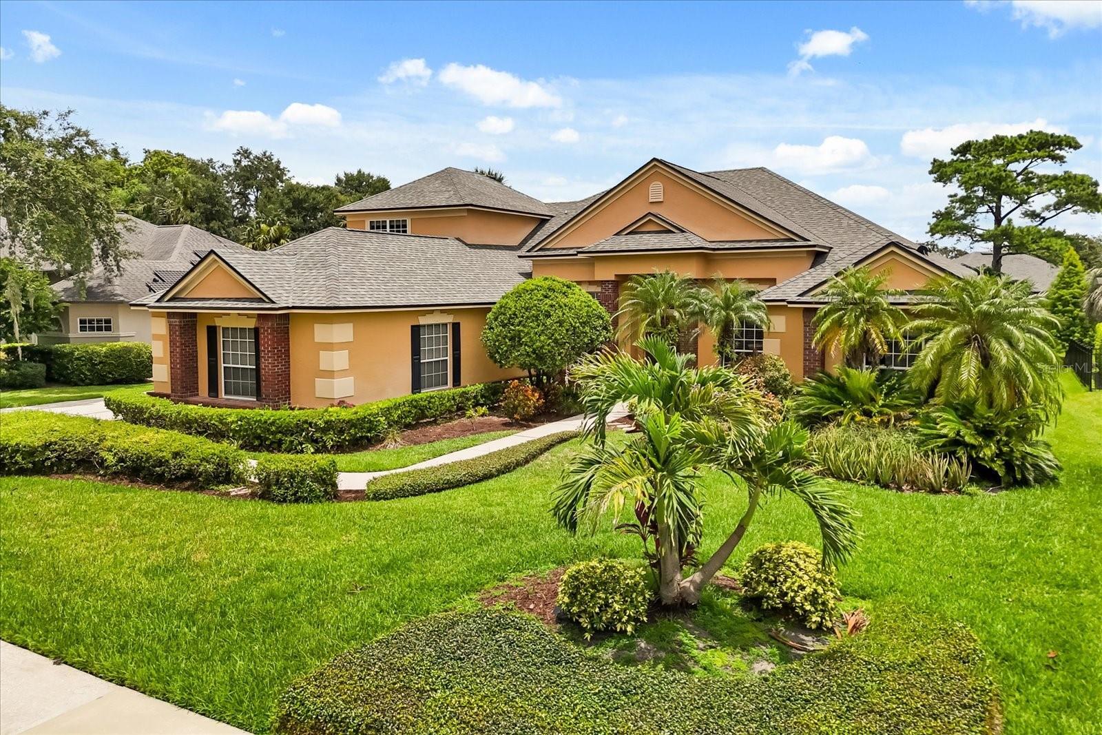 Property Photo:  213 Heatherwood Court  FL 32708 
