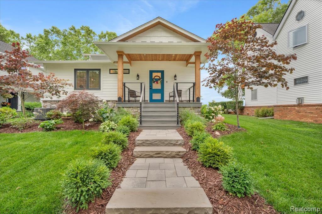 Property Photo: 7107 Locklin Street MI 48324 3935