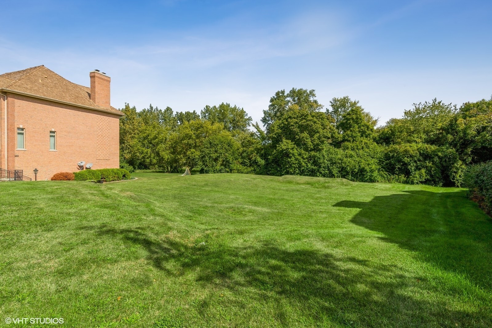 Property Photo: 1969 Royal Birkdale Drive IL 60061