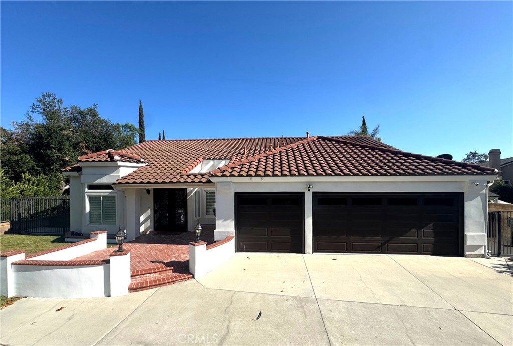 Property Photo: 5560 Feather Grass Lane CA 92887