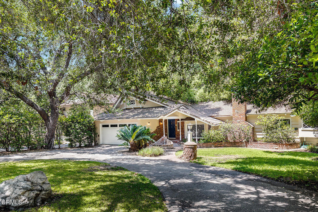 Property Photo: 2058 Lyans Drive CA 91011