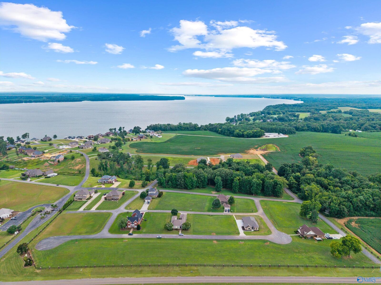 Property Photo: 13651 Pipers Square AL 35611