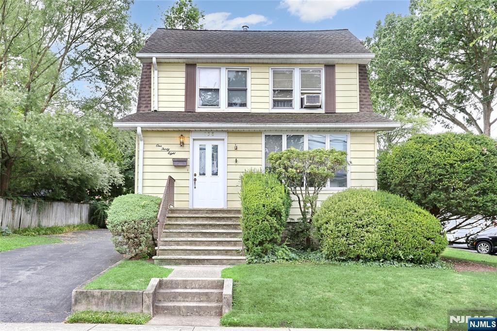 138 Bergen Avenue  Bergenfield NJ 07621 photo