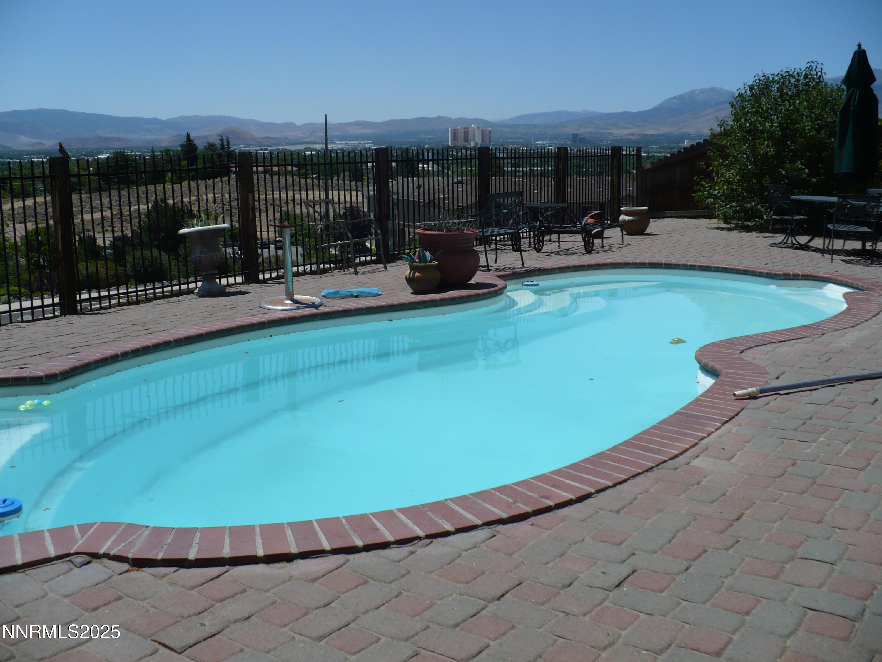 Property Photo: 3160 Creekside Lane NV 89431