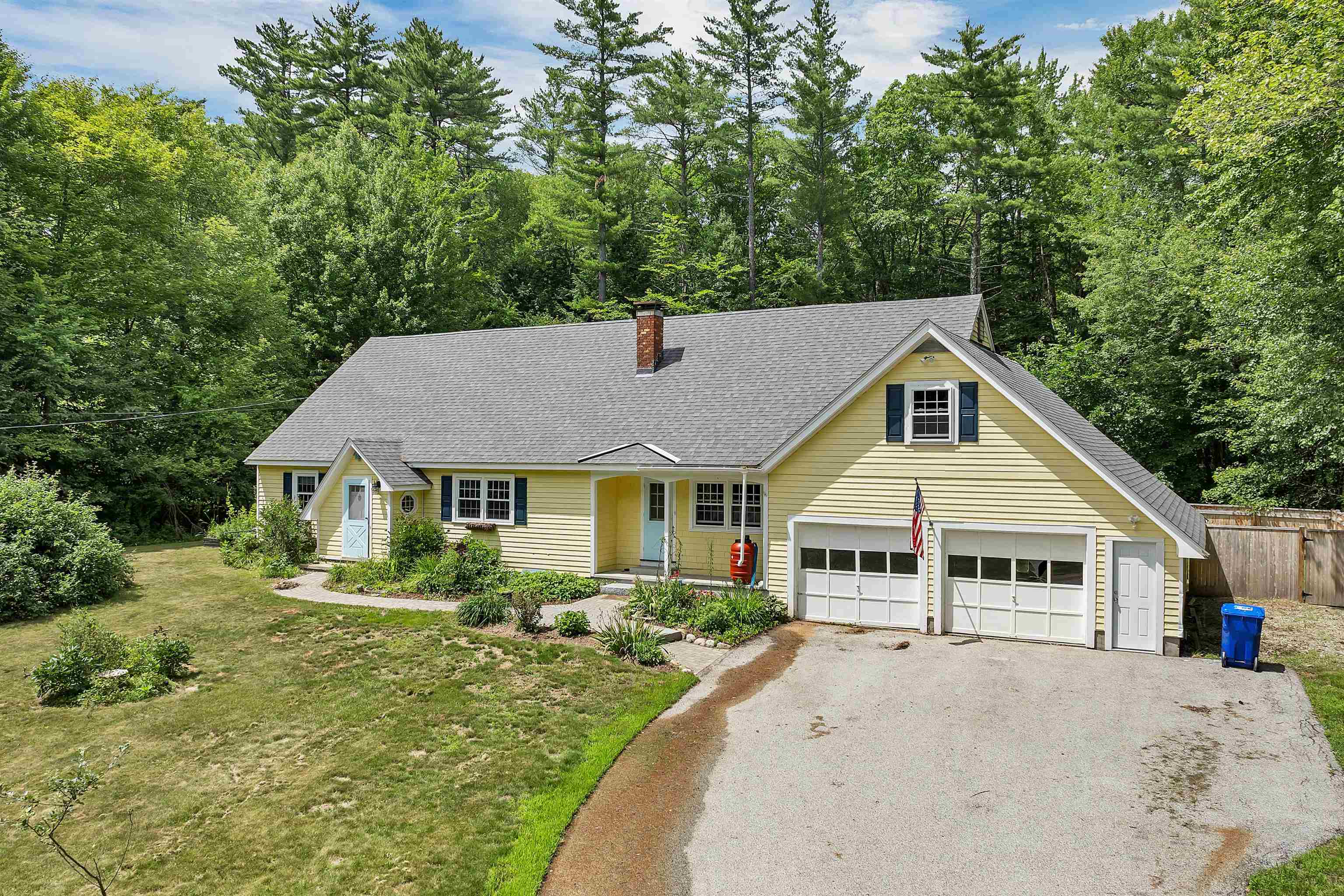 Property Photo: 1 Woodland Circle NH 03304